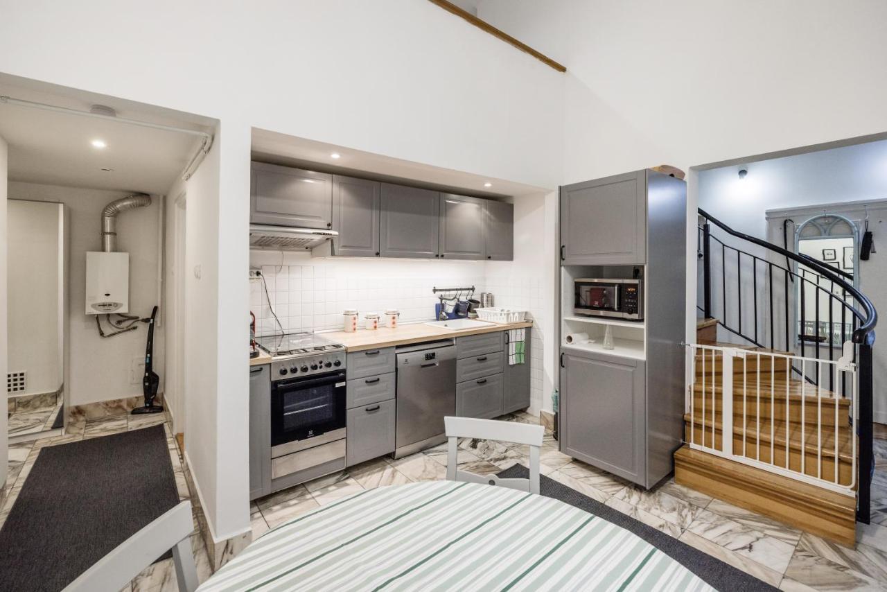 Podi Apartment Budapest Luaran gambar