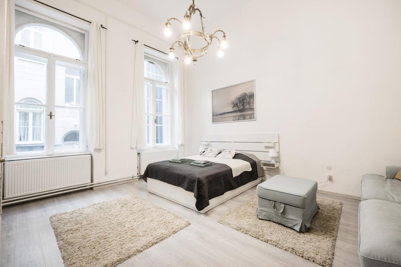 Podi Apartment Budapest Luaran gambar